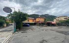 Macloud Pub B&B