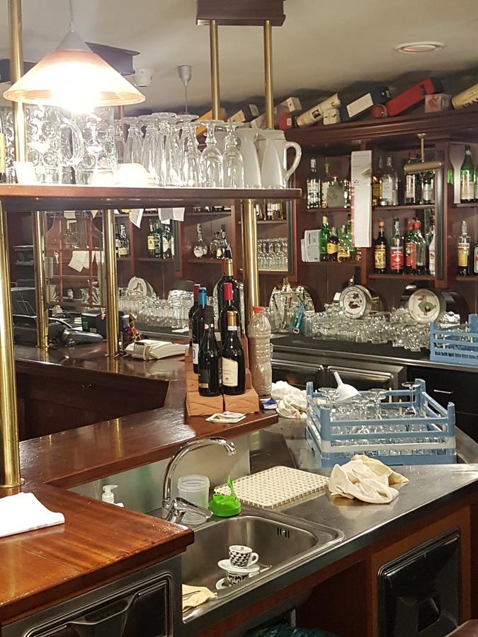 Macloud Pub B&B Sarnico Buitenkant foto